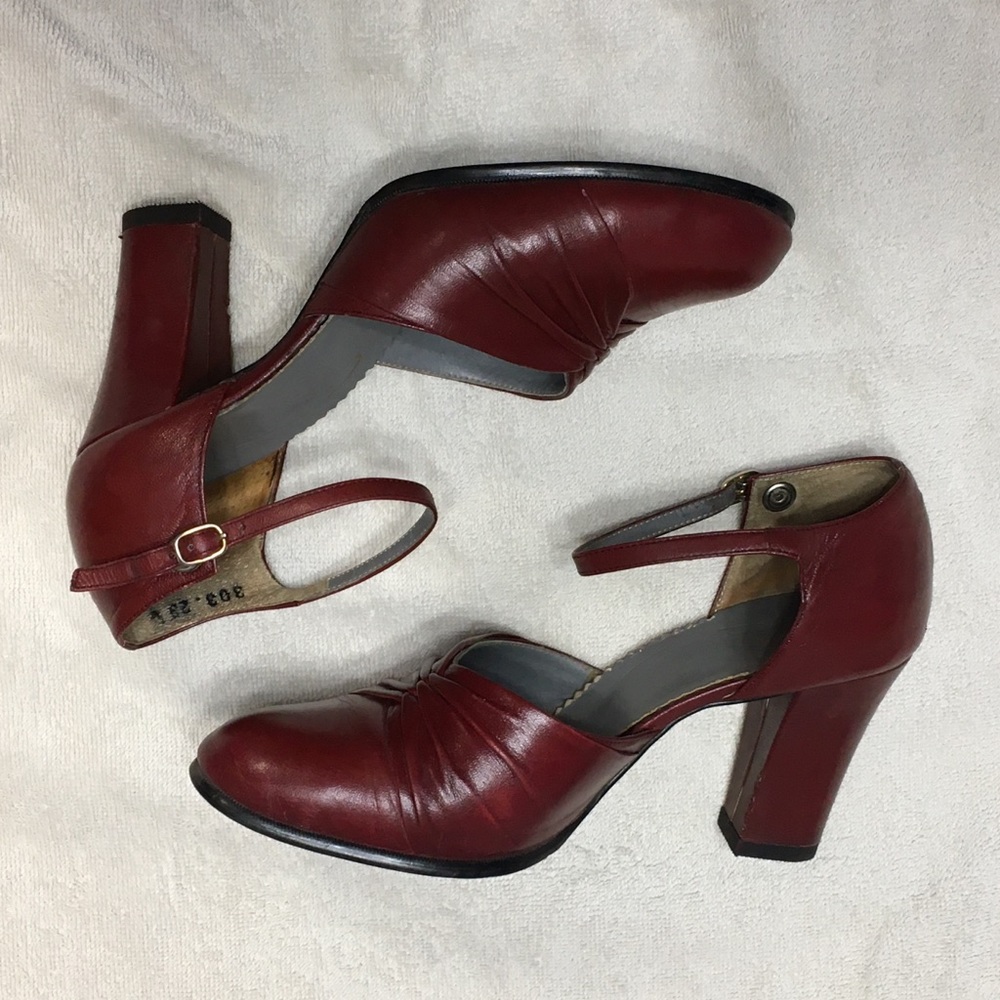 Restored: Vintage 70s Leather Heels